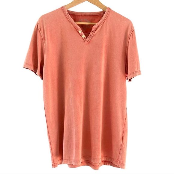 Lucky Brand Henley Worn Wash Short Sleeves M